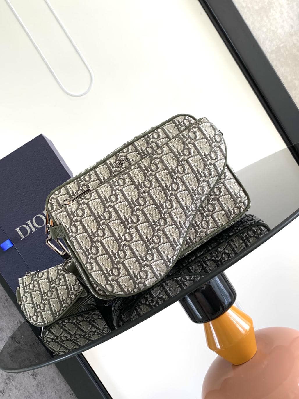 00122 Dior Man Bag
